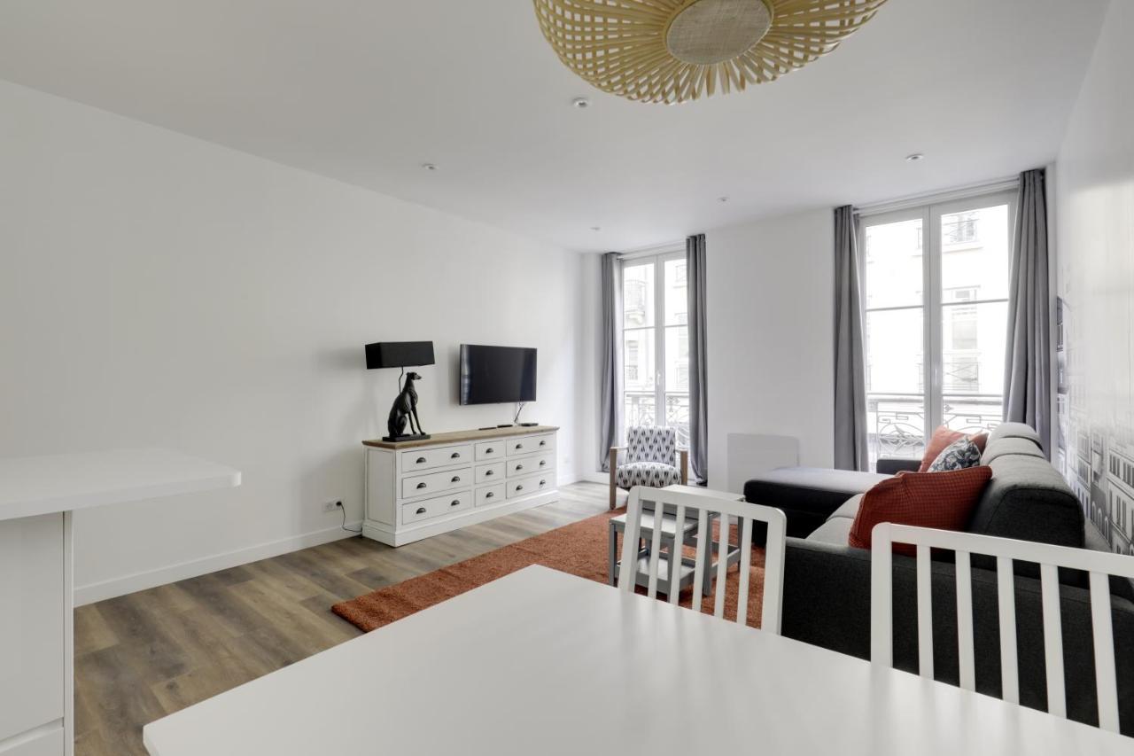 Ac 4 People Apartment Louvres Place Vendome Paris Center By Weekome Exterior photo